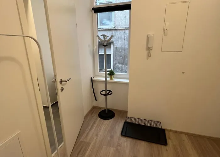 2 Minunten Neben Kaiserlichem Park, Zentrumnaehe Aparthotel