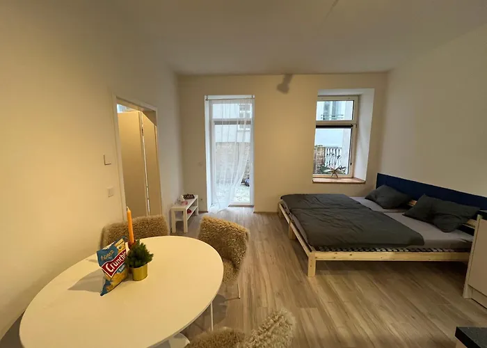 2 Minunten Neben Kaiserlichem Park, Zentrumnaehe Bécs