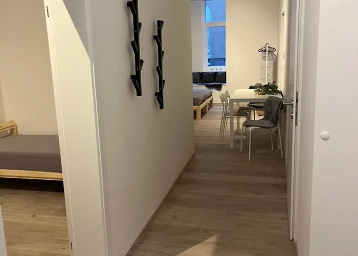 Aparthotel 2 Minunten Neben Kaiserlichem Park, Zentrumnaehe 3*