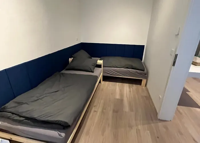 2 Minunten Neben Kaiserlichem Park, Zentrumnaehe Aparthotel