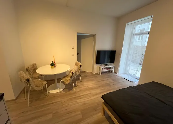 Aparthotel 2 Minunten Neben Kaiserlichem Park, Zentrumnaehe