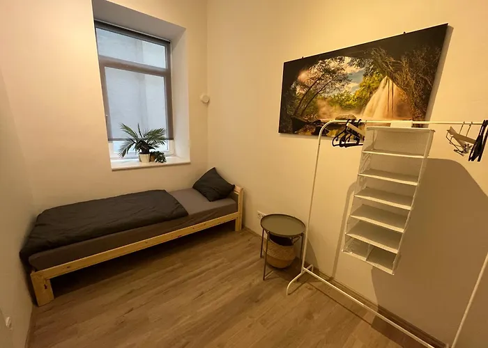 2 Minunten Neben Kaiserlichem Park, Zentrumnaehe 3*
