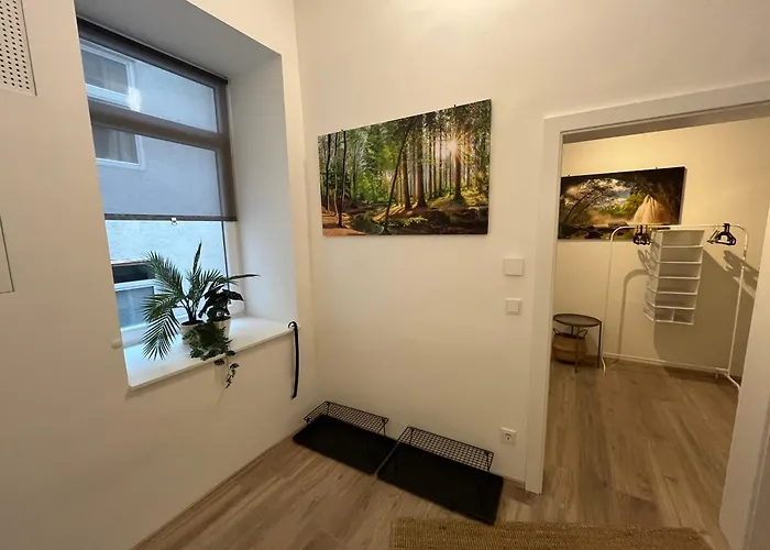 2 Minunten Neben Kaiserlichem Park, Zentrumnaehe 3*