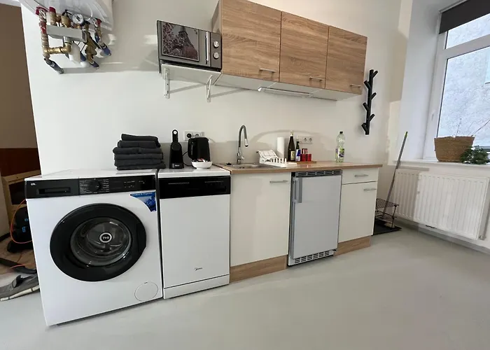 2 Minunten Neben Kaiserlichem Park, Zentrumnaehe Apartmanhotel