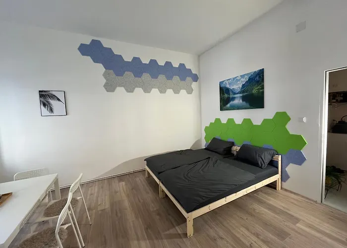Apartmanhotel 2 Minunten Neben Kaiserlichem Park, Zentrumnaehe 3*