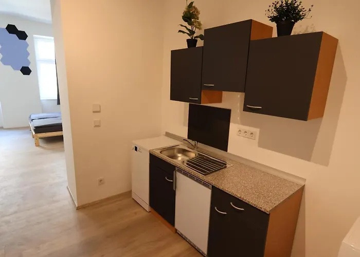 2 Minunten Neben Kaiserlichem Park, Zentrumnaehe Apartmanhotel 3*